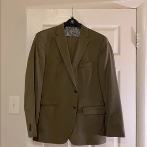 Like Nee Men’s Okie Green Suit